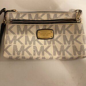 Michael Kors Clutch